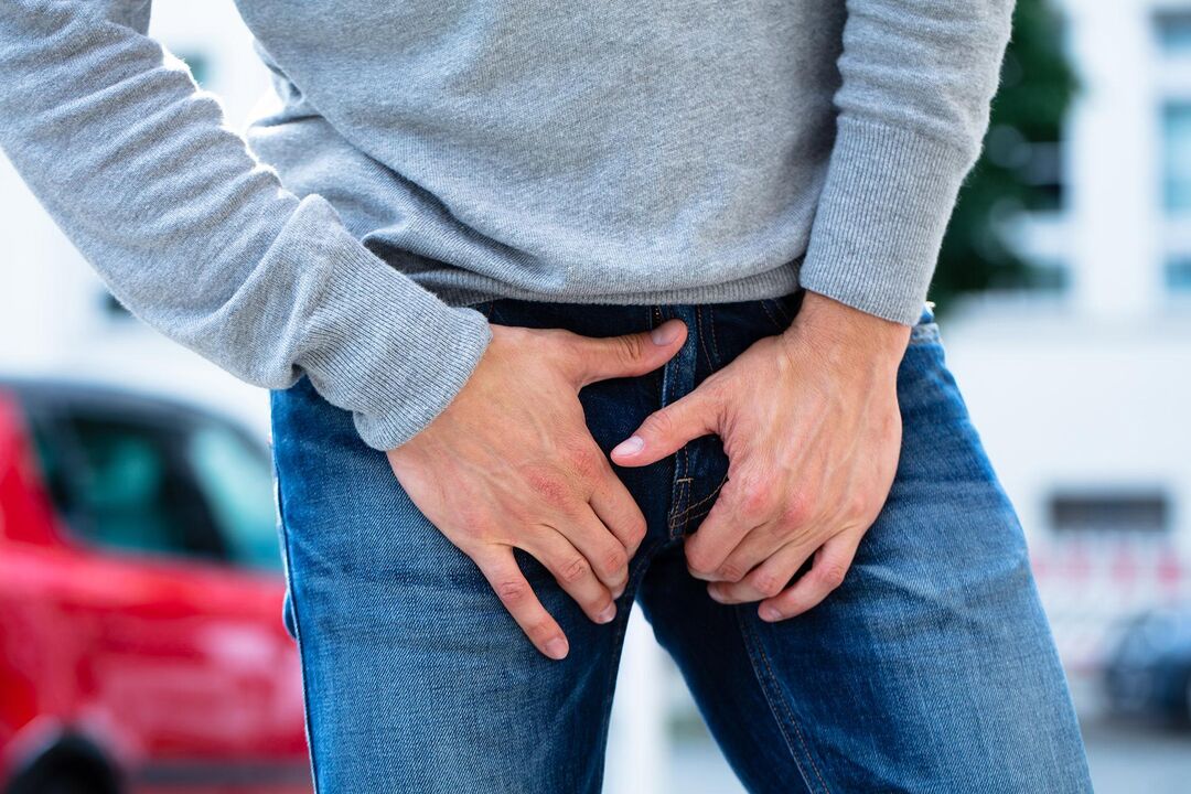 Douleur à l'aine chez un homme atteint de prostatite cucululeuse